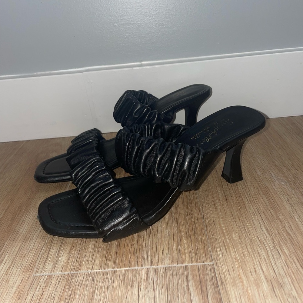 Black Seychelles Leeward Heel Size 8